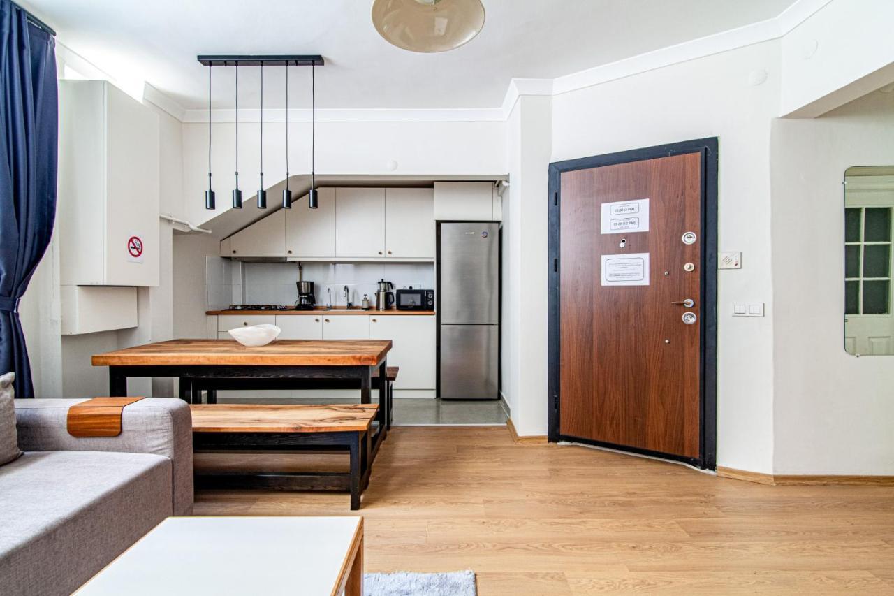 Gorgeous Apartment In The Heart Of Cihangir Istanbul Eksteriør bilde